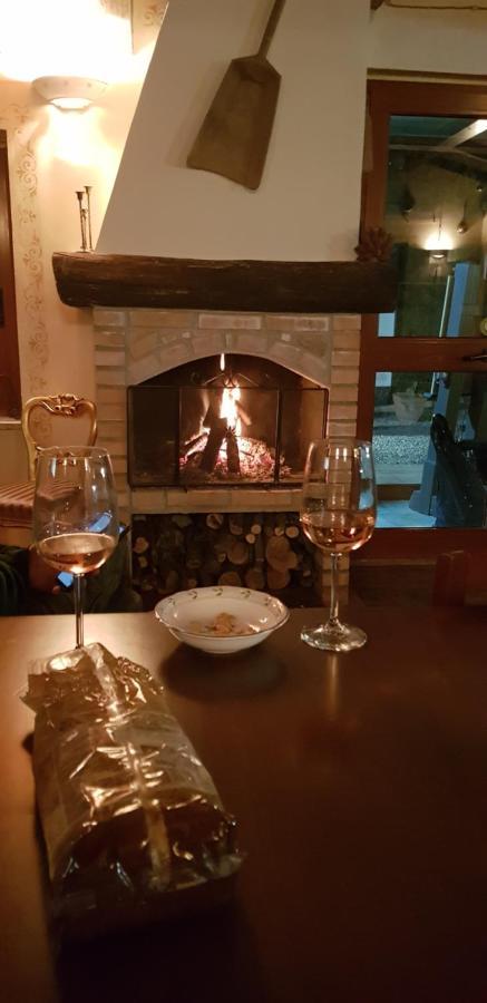 Agriturismo La Mandragola Relais 크로토네 외부 사진